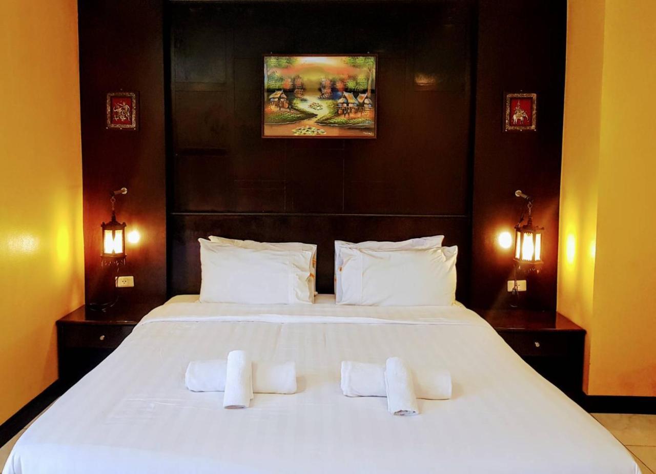 Baantonkhao Hotel Kata Beach  Buitenkant foto